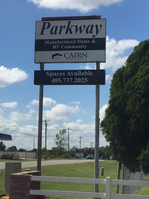 Parkway Mobile Home Community Picture 3