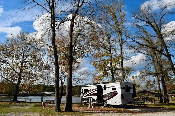 Treasure Isle RV Park Picture 3