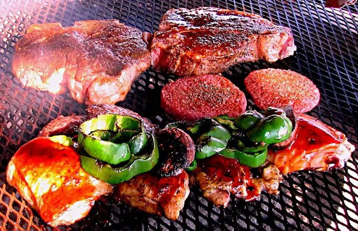 Young's Lakeshore RV Resort Picture 3