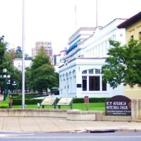 Young's Lakeshore RV Resort ico