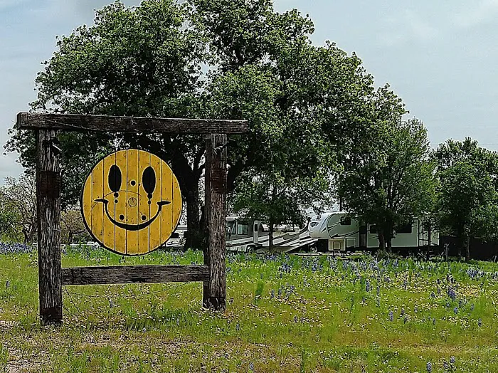 Wood Forest RV Park Picture 3