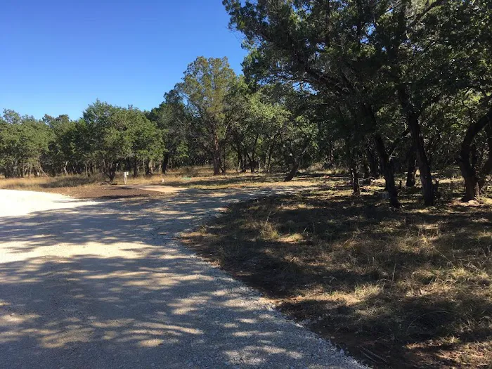 Fearless Treadway RV Park Picture 5