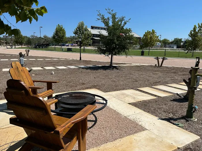 Stardust Airstream & RV Resort Picture 8