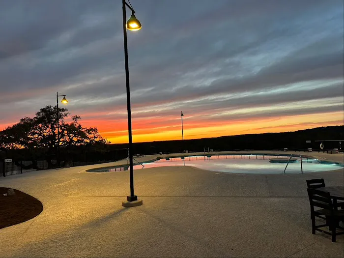 Horseshoe Ridge RV Resort Picture 2