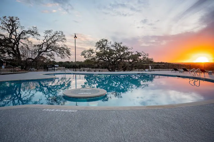 Horseshoe Ridge RV Resort Picture 4