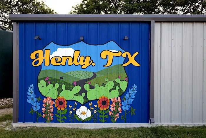 Henly RV Park Picture 9