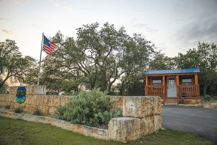 Henly RV Park Picture 7