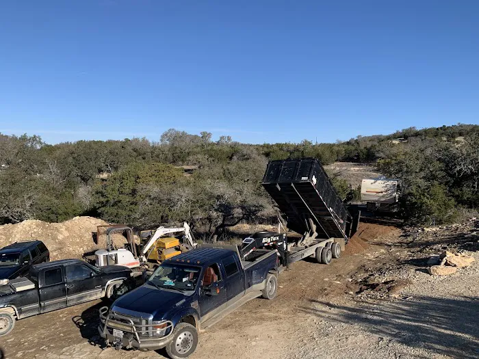 Pedernales RV Park Picture 9