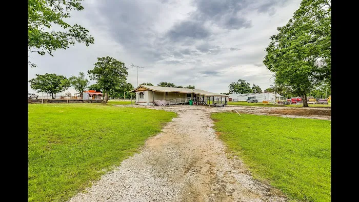 Sleepy Hollow RV Park Picture 4