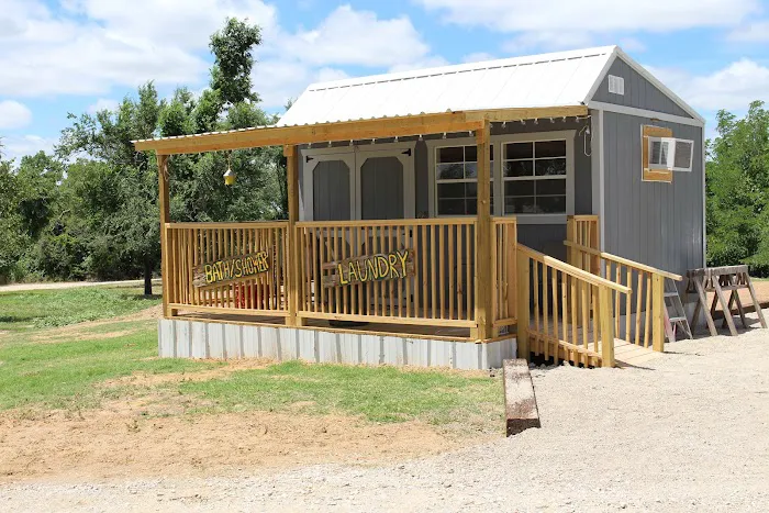 Sleepy Hollow RV Park Picture 7