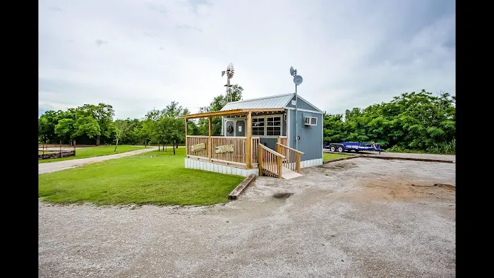 Sleepy Hollow RV Park Picture 1