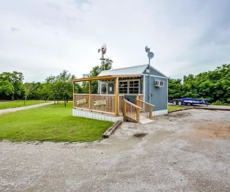 Sleepy Hollow RV Park