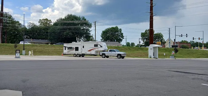 Love's RV Hookup Picture 2