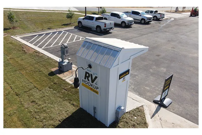 Love's RV Hookup Picture 8