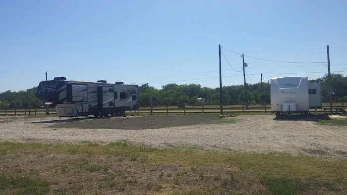 Gator RV Park Picture 3