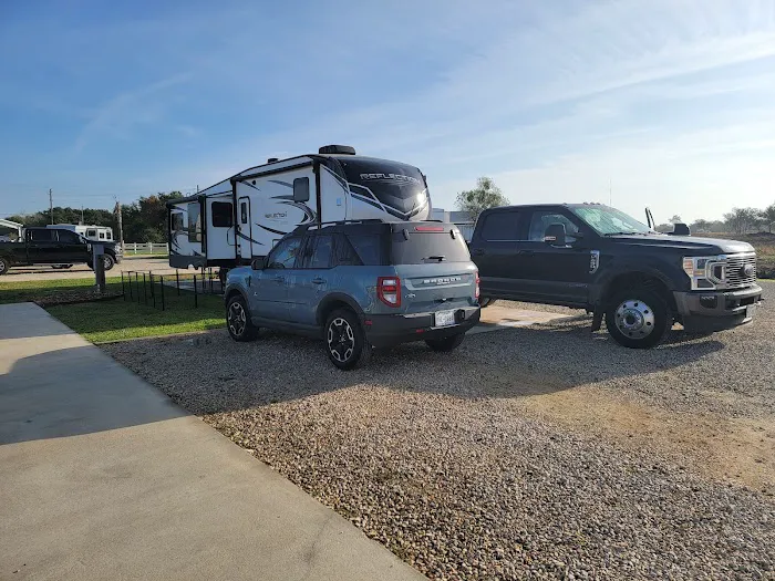 Driftwood RV Resort Picture 9