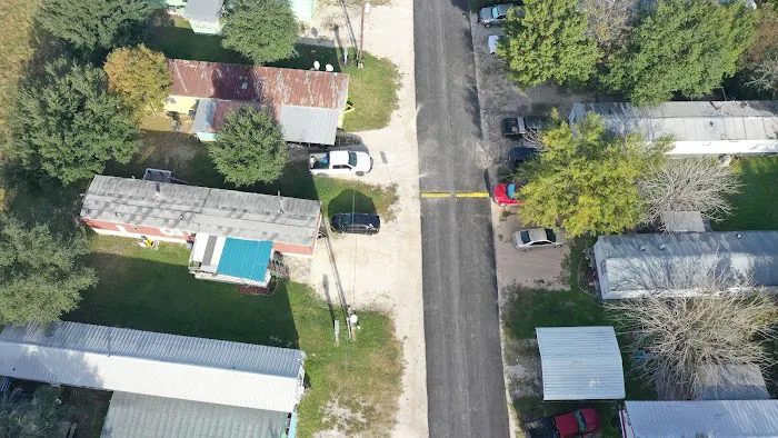 Comal Valley Mobile Home Park Picture 1