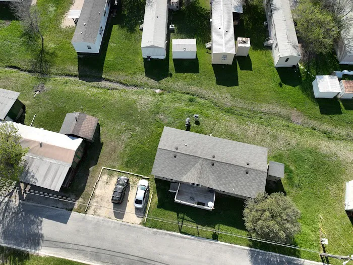 Coastal Bend Mobile Home Park Picture 7