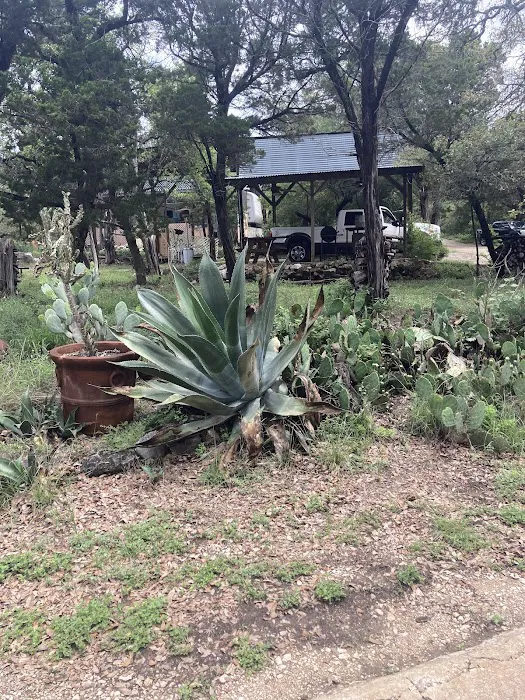 Rockfield RV Park Picture 7