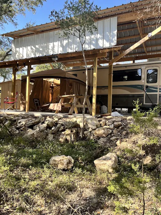 Rockfield RV Park Picture 10