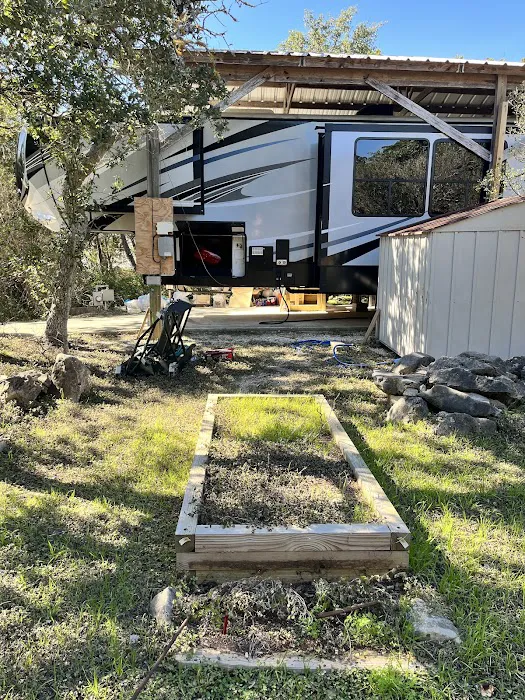 Rockfield RV Park Picture 6