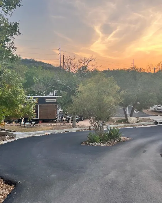 B2 Hideaway Picture 10