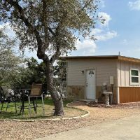 Fox Hollow RV Park & Cottages ico