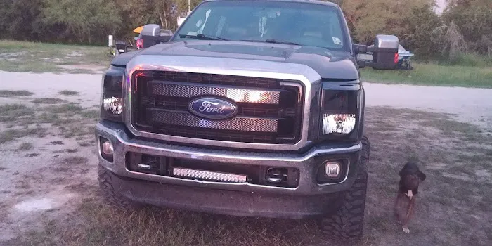 Twin Oaks RV Park Picture 3