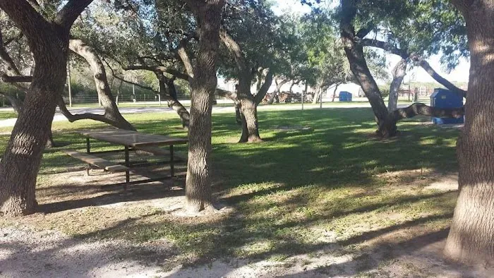 Triple G Mini RV Lots Picture 3