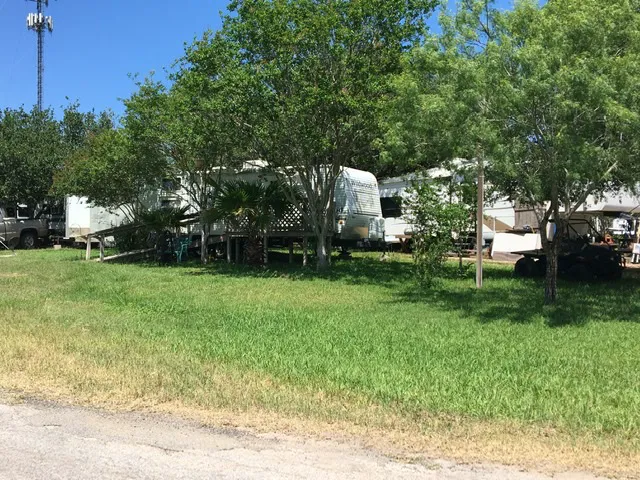 Windy Hills Rv Park Picture 7