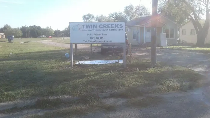 Twin Creeks MHC Picture 1