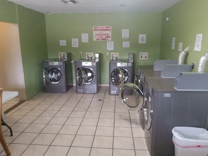 Mission Trails RV Park Picture 8