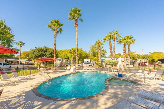 Traveler's World Picture 3