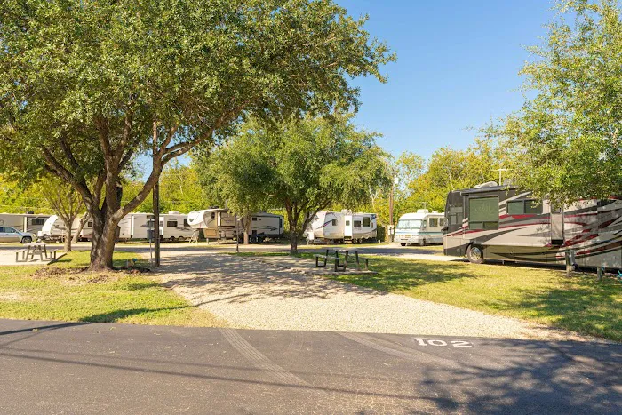 Traveler's World Picture 2