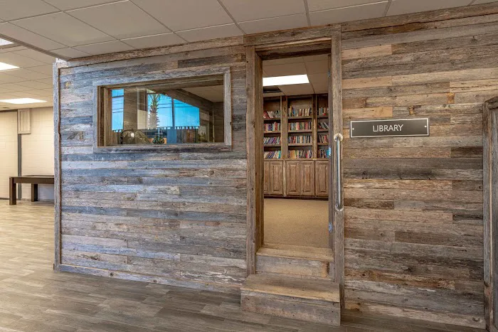 Traveler's World Picture 8