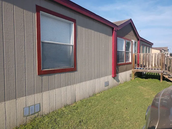 Crestwood Estates Picture 7