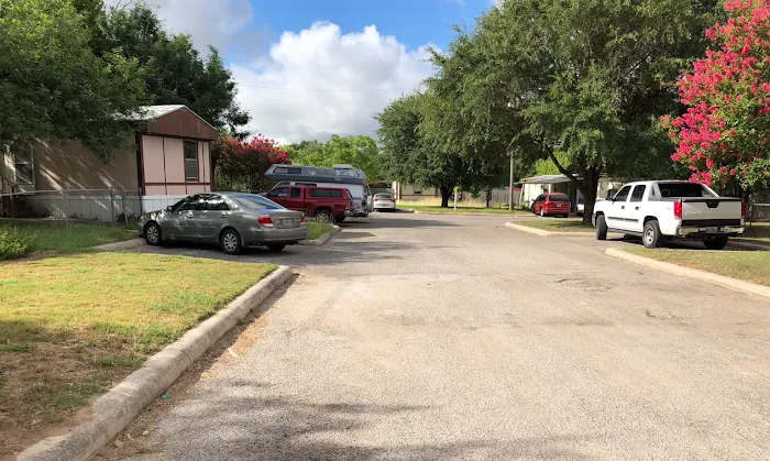 Applewhite Mobile Home Estates Picture 2