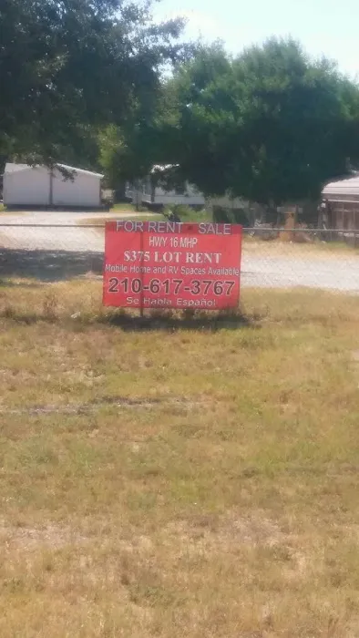 Highway 16 Mobile Home & RV Community Picture 7