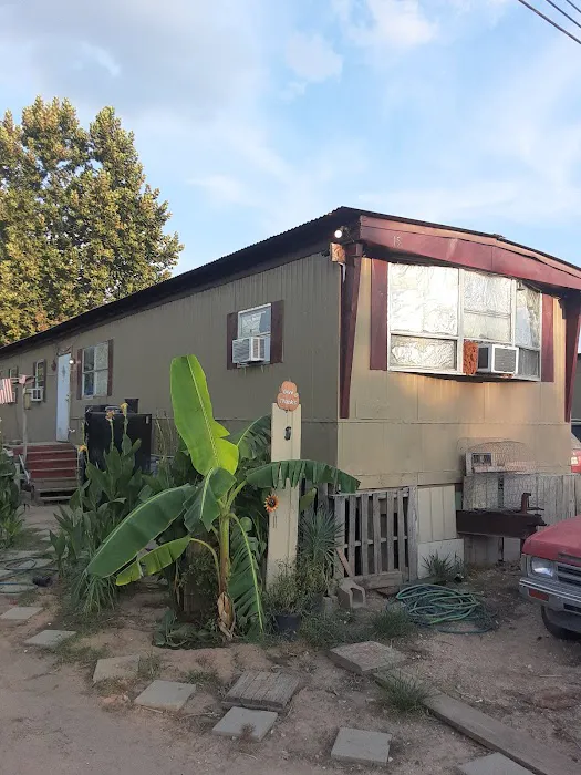 Highway 16 Mobile Home & RV Community Picture 4