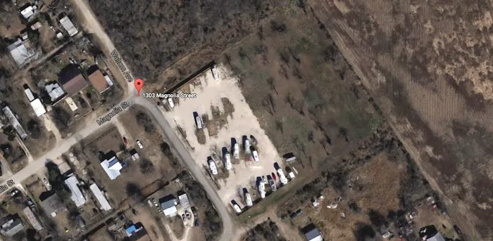 R&M RV Park Picture 5