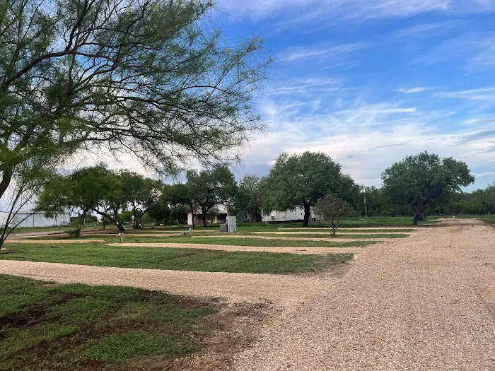 Jourdanton RV Park Picture 4