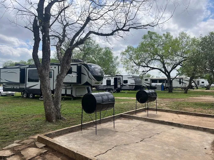 Jourdanton RV Park Picture 6