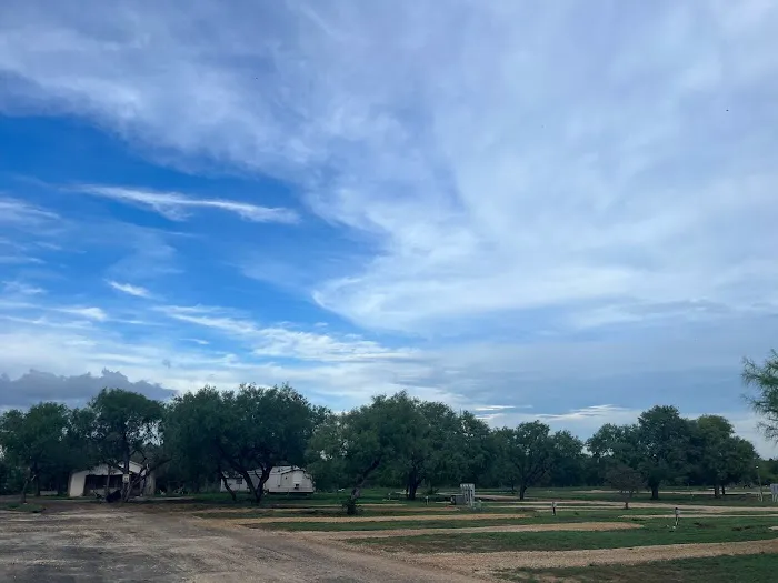 Jourdanton RV Park Picture 3