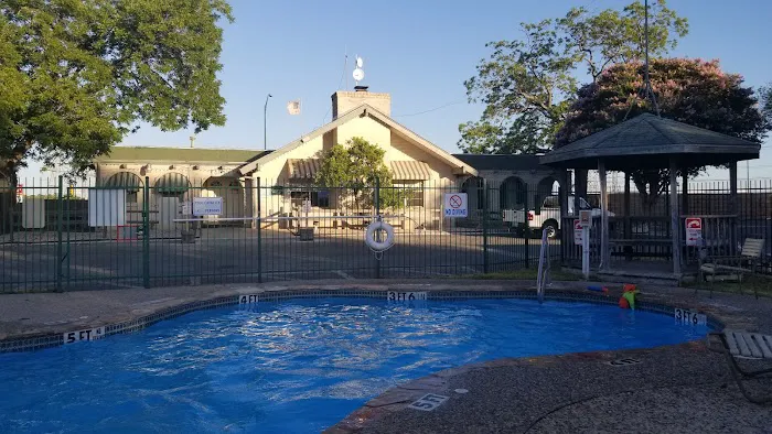 Greentree Village Mobile Home & RV Community Picture 8