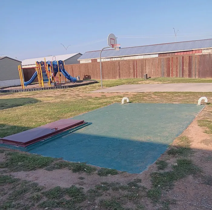 Moore Santa Fe Estates Picture 1