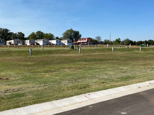 Western Skies Mobile Home Park Picture 8
