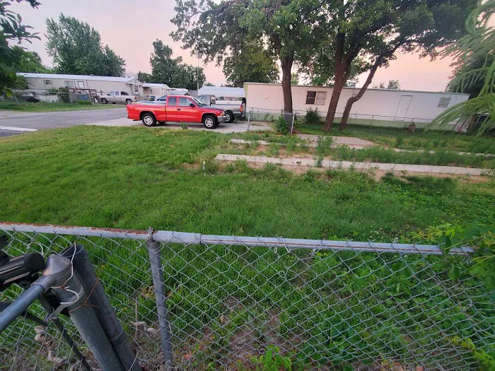 High Chapparal estates Mobile Home Park Picture 3