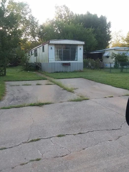 Hilltop Mobile Home Park Picture 1