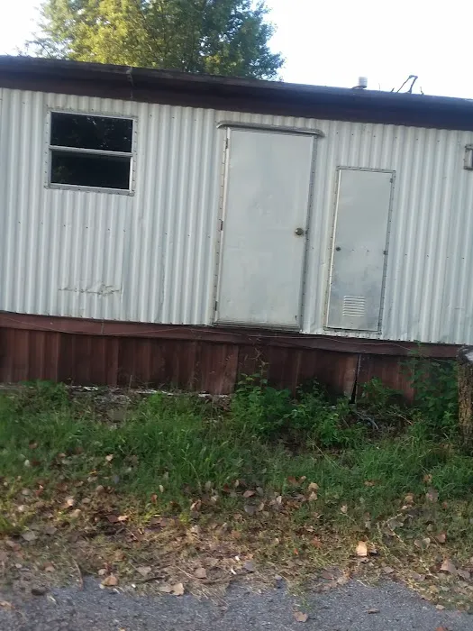 Hilltop Mobile Home Park Picture 6