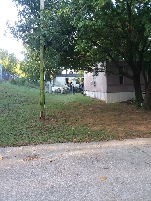 Hilltop Mobile Home Park Picture 8